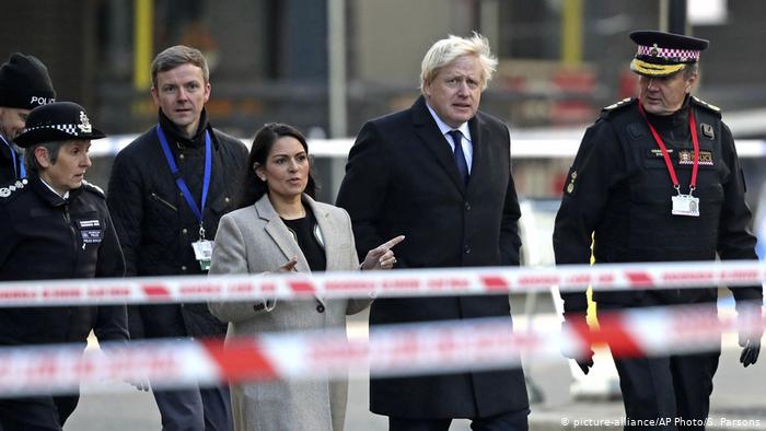 England London nach Terrorattacke auf der London Bridge (picture-alliance/AP Photo/S. Parsons)
