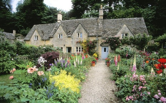 走进英国乡间 探访英国最美田园村庄