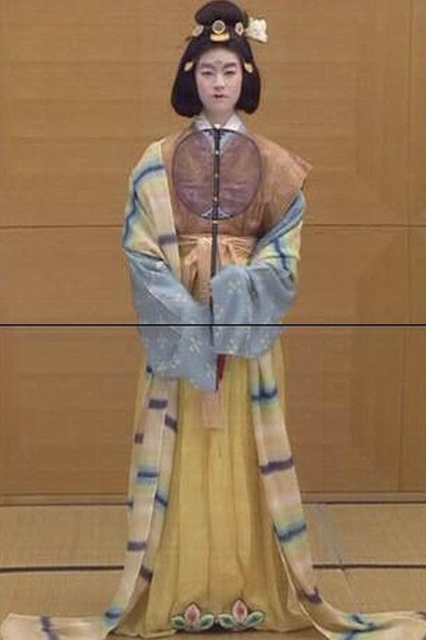 日本首位女天皇嫁给了自己的哥哥