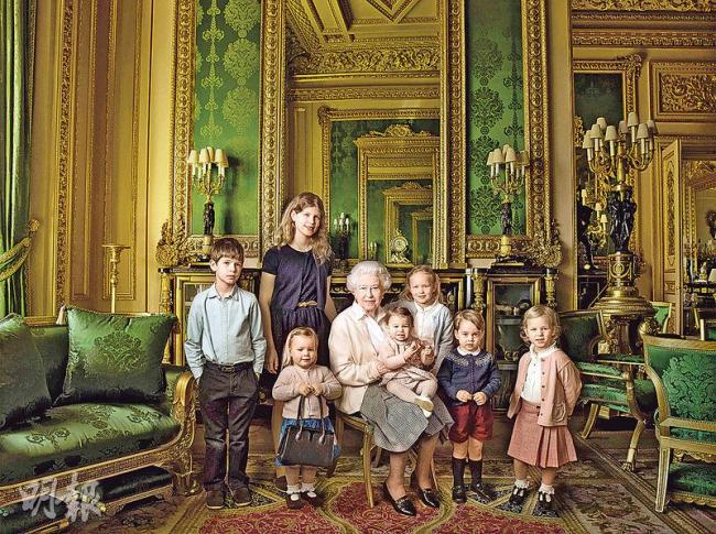 英女王90大寿 这张照片极为温馨