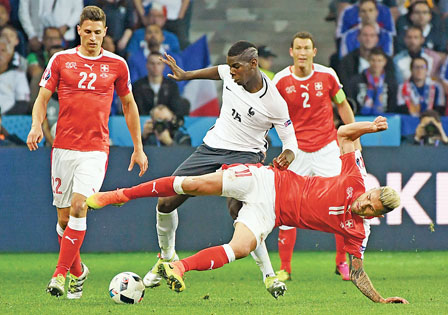 欧国杯A组 法国瑞士携手出线