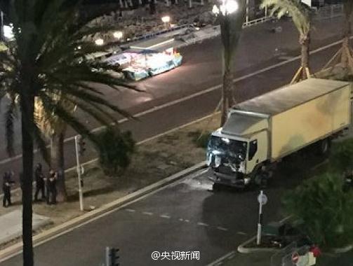法国尼斯恐袭事件卡车司机身份曝光