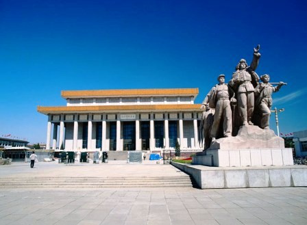 王岐山提议把毛泽东搬出天安门广场 万维读者网
