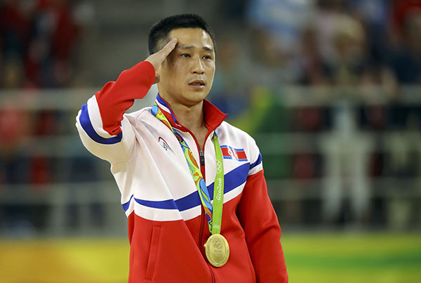 朝鲜跳马冠军：金牌对我个人没意义