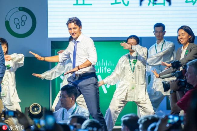 爱炫总理特鲁多 在上海学打太极拳
