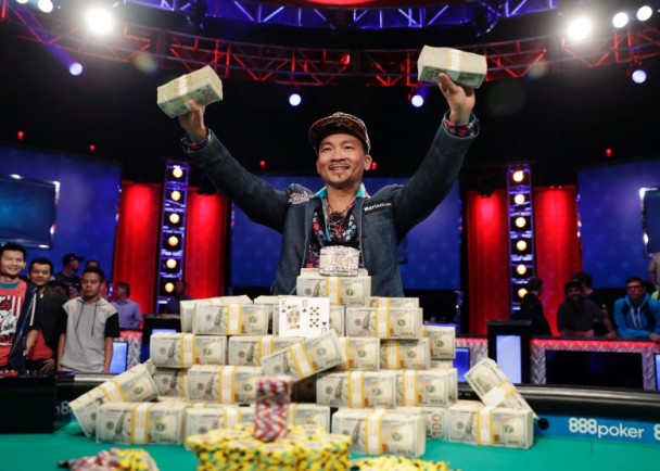 激战9小时赢扑克赛 越南汉夺6200万港元