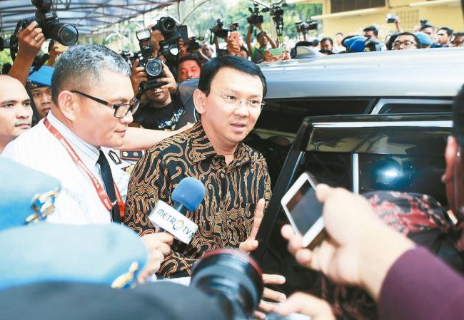 印尼华裔省长 遭9小时马拉松侦讯