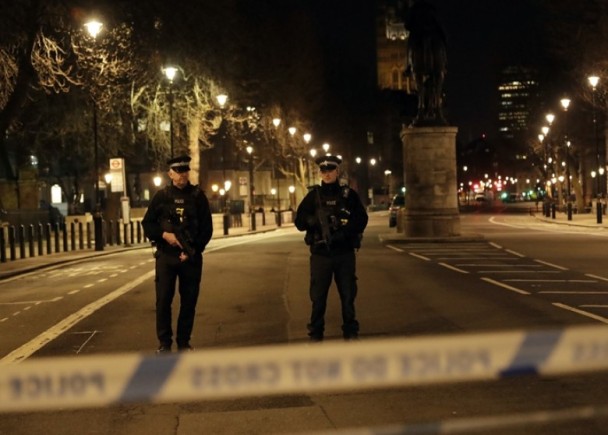 伦敦恐袭:中国女游客受伤肩膀骨折正留院