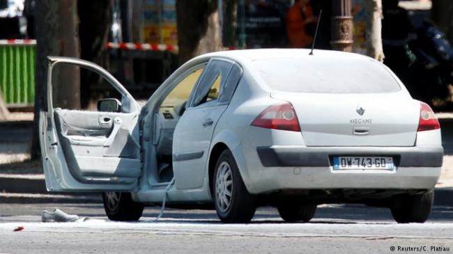 最新详情：巴黎恐袭冲撞警车事件