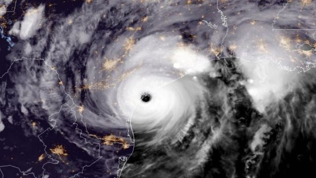 惨了！13年来最强飓风横扫美国德州