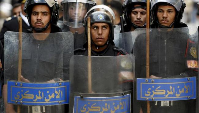 惨！埃及突袭恐怖基地 反被杀52警察士兵