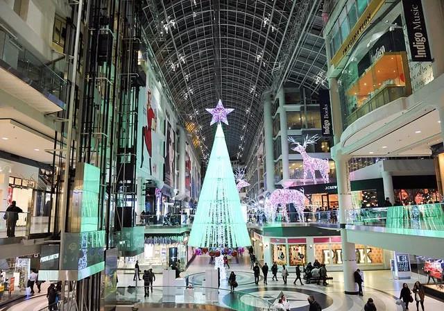 加拿大：“圣诞节有空吗？想跟你谈一下”