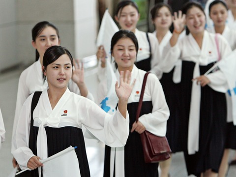 朝鲜美女啦啦队惊艳世界  不仅长得漂亮