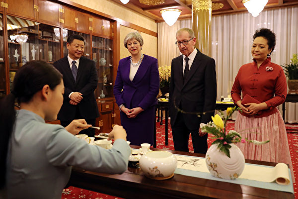 得知中国人给自己的昵称 英国首相惊呆了