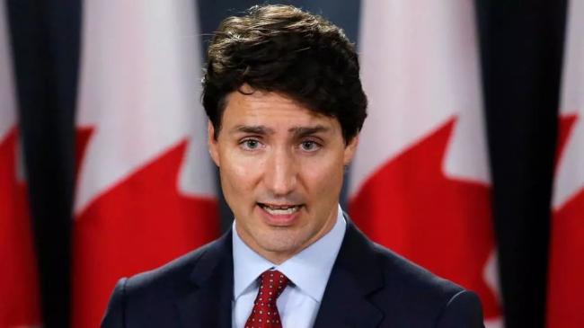 加拿大总理“疯狂暗示”民众别买美国货