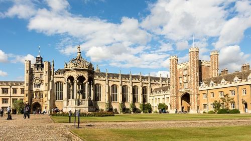 谁能想象到牛津、剑桥到底多有钱？