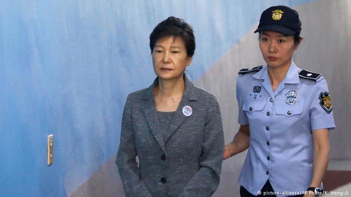 Park Geun-hye (picture-alliance/AP Photo/K. Hong-Ji)