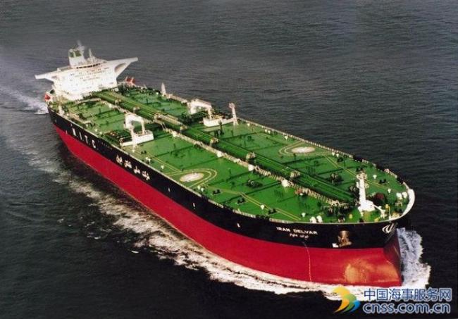 美制裁没人敢买 伊朗油轮海上漂泊1个月？
