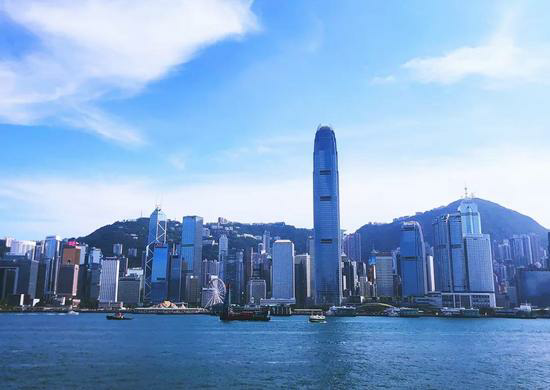 地产股大跌 14年暴涨的香港楼市要凉了