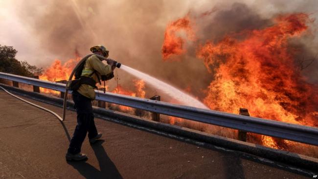 加州山火已致44人丧生 史上最多