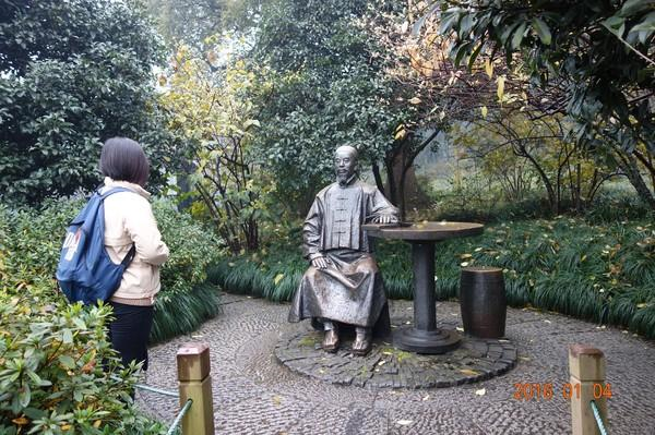 日本神社供奉三位中国人 居然有蒋介石