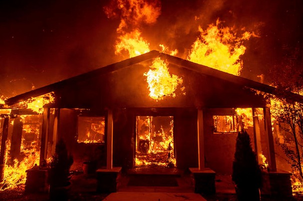 加州史上最惨 野火夺44命 数百人失踪