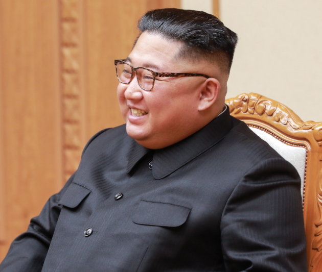 朝鲜新研发高科技战术武器 金正恩视察