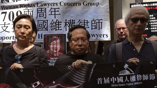 香港抗议敦促G20峰会向中国人权问题施压