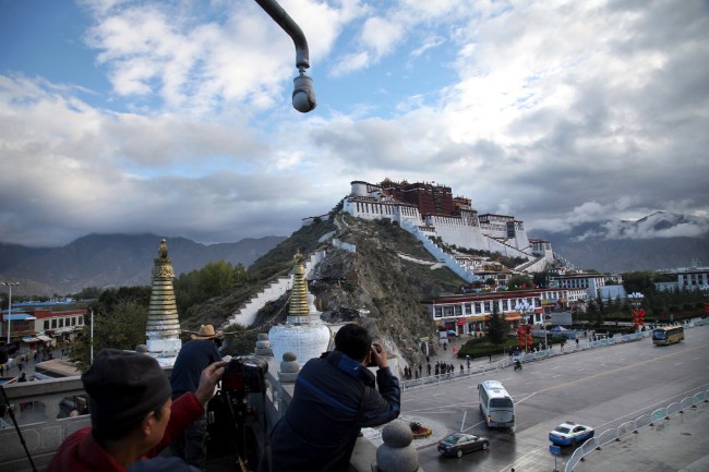 《西藏旅行对等法》颁布 相关中国官员将遭惩罚