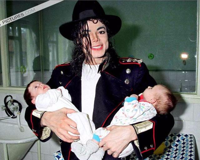 迈克尔·杰克逊儿子长大 有一点遗传父亲