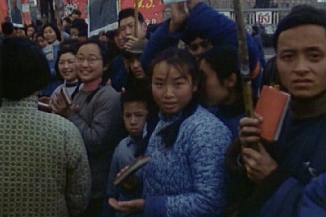 1967年的纪录片《中国67年》中，欢迎参访团的红卫兵。