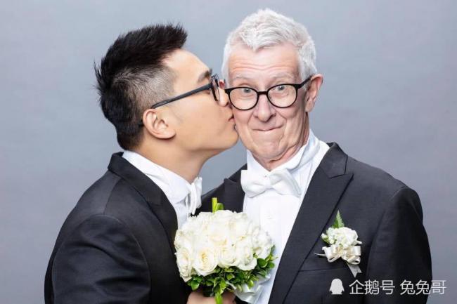台湾24岁男生与75岁英国男友 婚礼现场