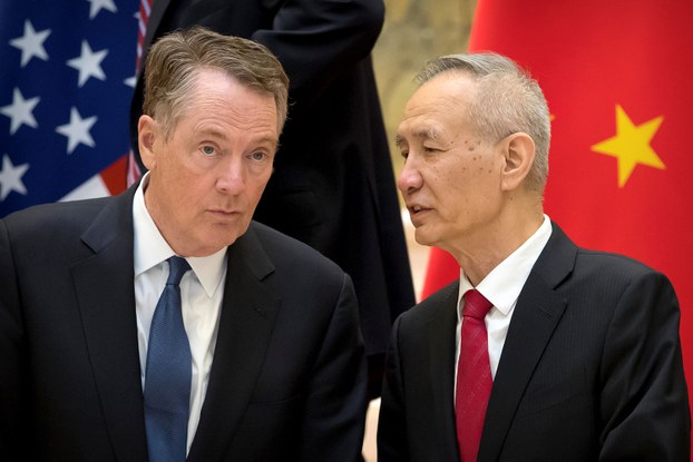 2019年2月15日，美国贸易代表罗伯特·莱希特（Robert Lighthizer）与中国国务院副总理刘鹤在北京钓鱼台国宾馆。（路透社）