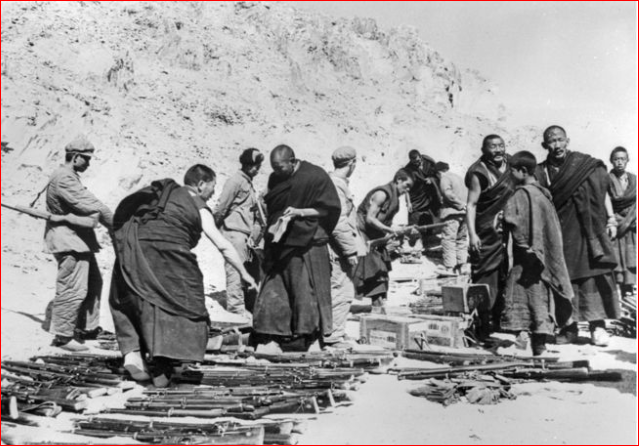 中国"平叛"和达赖喇嘛出走 必然和偶然