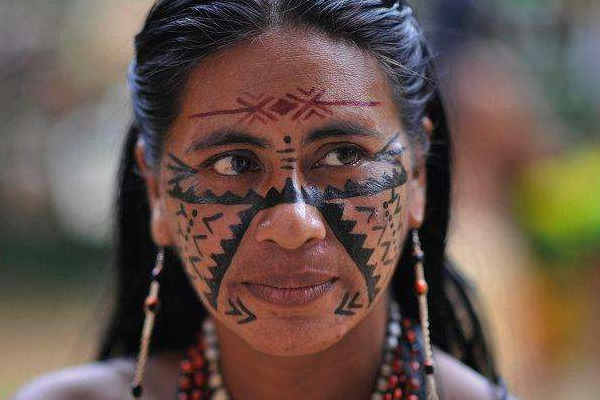 “女性至上”的原始部落 繁衍方式任性