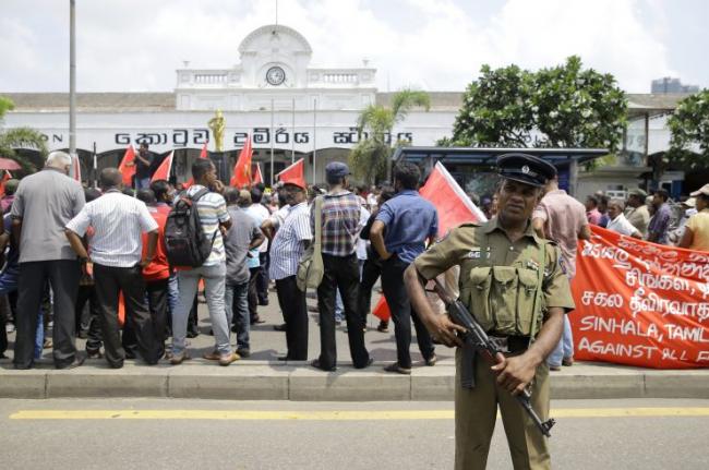 袭击斯里兰卡9人身份公布 有兄弟有夫妻