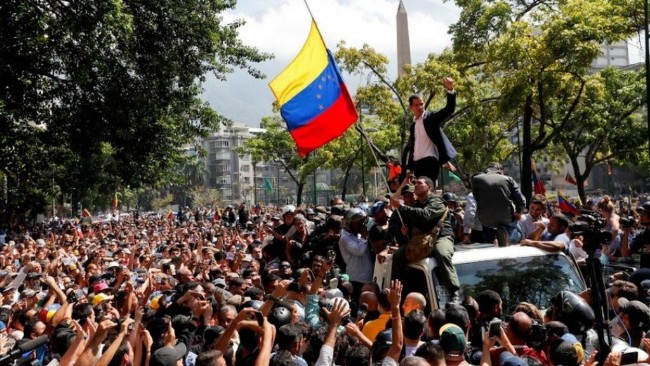 委内瑞拉示威民众与军队冲突  4人身亡