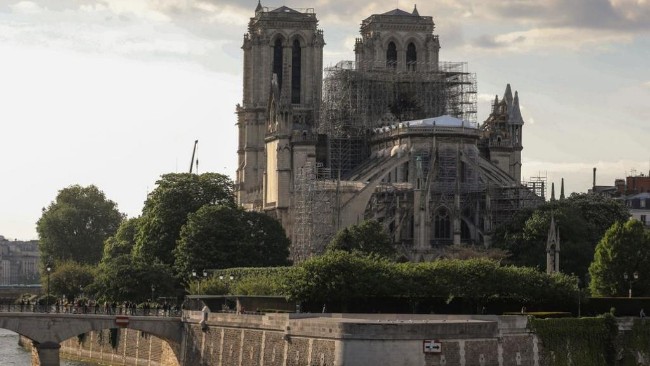 巴黎圣母院重建 法国林业呼吁捐橡树