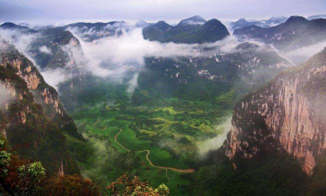 中国8大天坑奇观，自然形成别有洞天