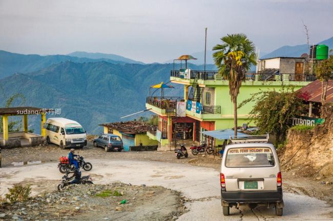 博卡拉，尼泊尔的另一个世界：城市像是田园