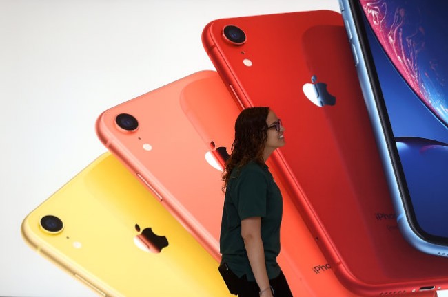知情人士：苹果迁移中国产线不会冲击iPhone