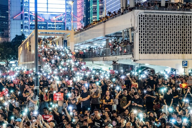 中共如何对香港抗议者展开信息战