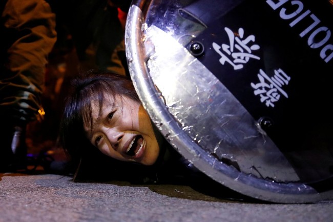 北京：有权宣布香港进入紧急状态 以平息动乱