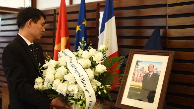法国前总统希拉克逝世 台湾对他其实很反感