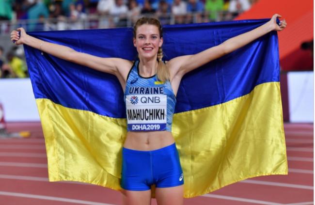 打破30年跳高世界纪录 18岁乌克兰正妹艳惊全场