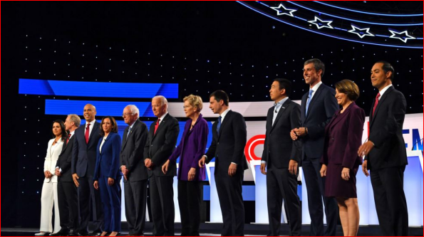十二名民主党总统候选人角逐者罕见一致