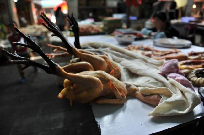 肉类储备不足 中国拟解除进口美国禽肉限制