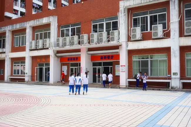 广州中学爆发传染病 上百学生感染 严重可致死