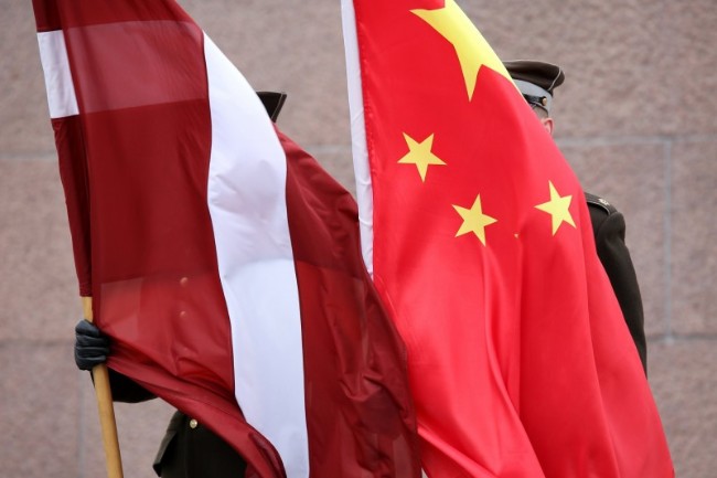 中国首次被列入威胁名单 波罗的海国家突然反华