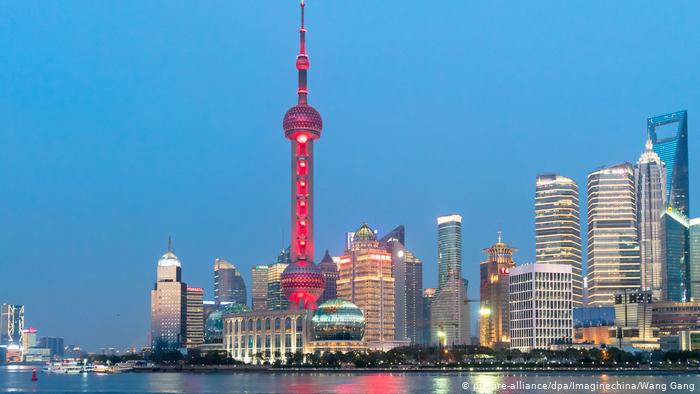 Aussichtsplattformen dieser Welt Shanghai Oriental Pearl TV Tower (picture-alliance/dpa/Imaginechina/Wang Gang)